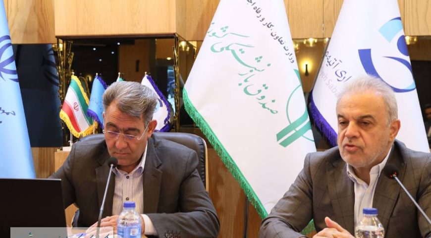 در راستای بهینه‌سازی سبد تأمین مالی و صیانت از منافع گروه صنعتی ملی و شرکت های تابعه آن صورت پذیرفت؛حضور مدیرعامل گروه صنعتی ملی در نشست مشترک آتیه صبا و صبا تأمین با محوریت تأمین مالی و موضوعات ارزی